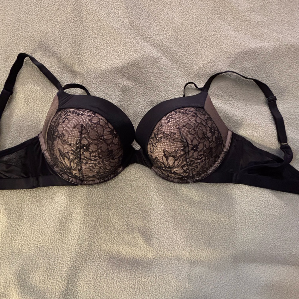 Victoria's Secret Black and Pink Lace Push Up Bra